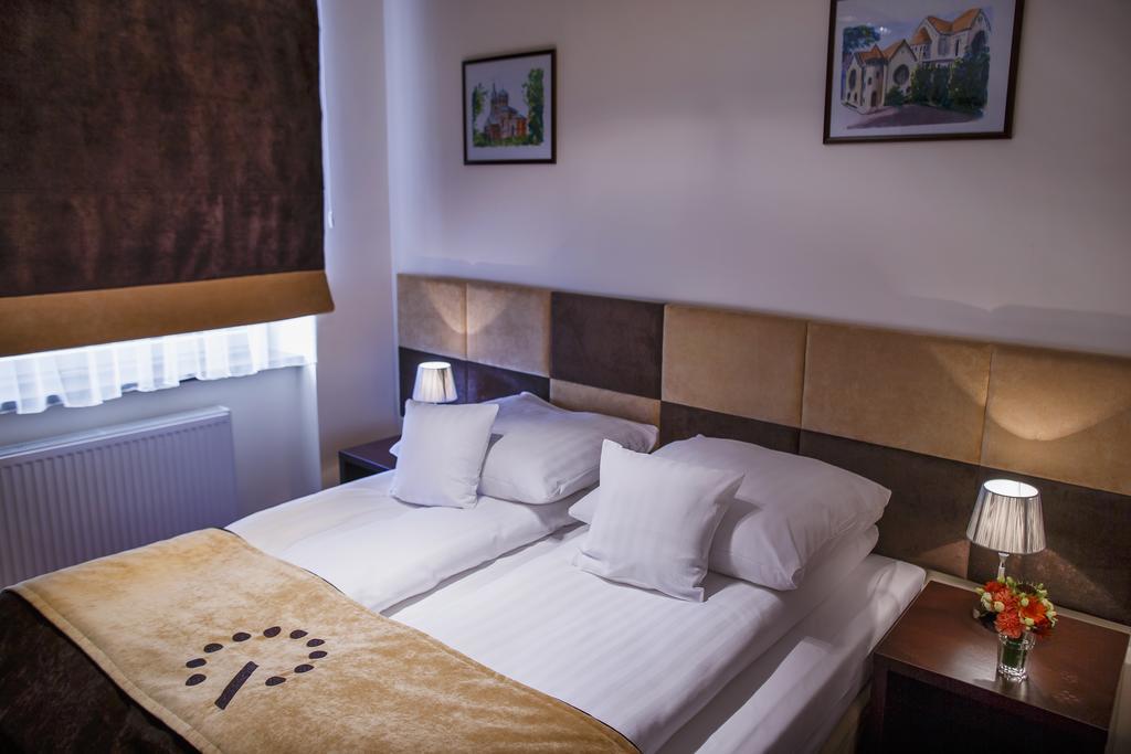 Boutique Hotel'S II Rewolucji Łódź Exterior foto